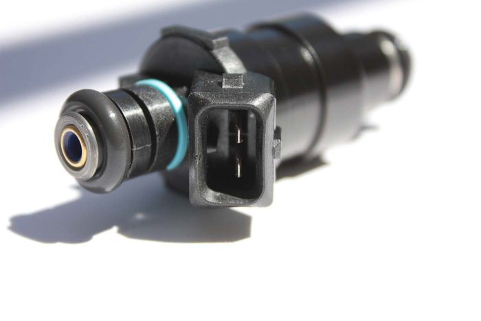New Lucas D1540BA Fuel Injector, supercedes Bosch 0280150201