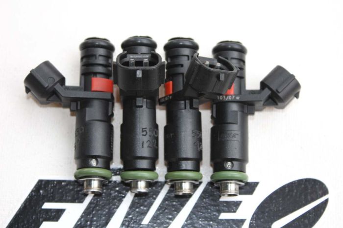 07k906031b VW OEM fuel injectors.