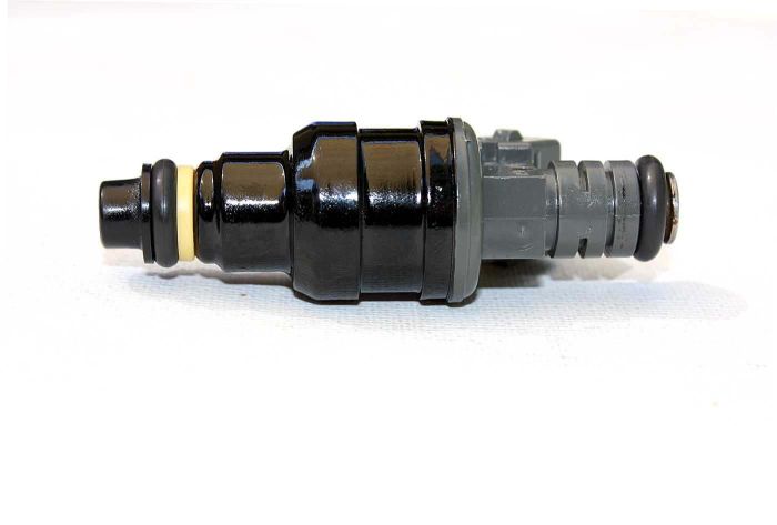 FiveoMotorsport Custom Flow Matched 83lbs 850cc High Impedance Fuel Injectors.