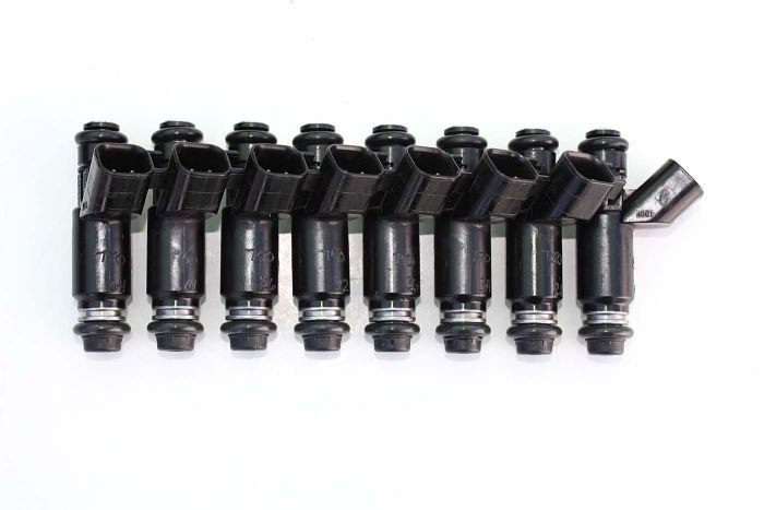 USE THIS SET OF 72lb FUEL INJECTORS FOR A HIGHLY MODIFIED V-8 ENGINE WITH SUPER-CHARGED HORSEPOWER.