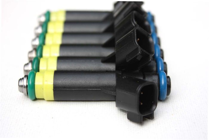 Siemens Deka, Mercruiser, V-8, 885176, 9-33102, 0280156081, MAR102. Brand new fuel injectors. 
