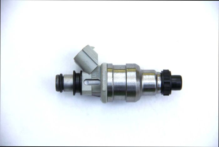 OEM replacement Fuel Injectors for Mazda, 1989-92 RX-7 and 1989-92 RX-7 Turbo.  Flow matched.