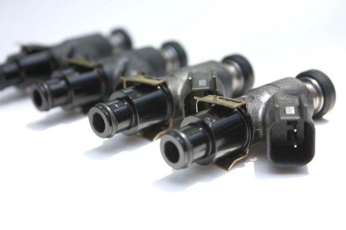 Mazda RX-7 Black-Ops M-Series Fuel Injectors by Fiveomotorsport